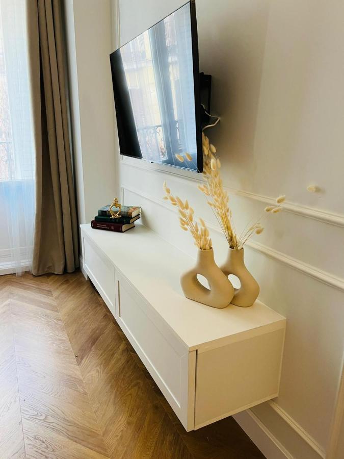 Deluxe Apartment Near Gran Via Мадрид Экстерьер фото