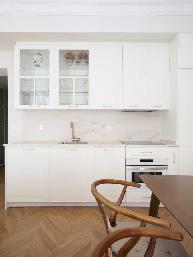 Deluxe Apartment Near Gran Via Мадрид Экстерьер фото